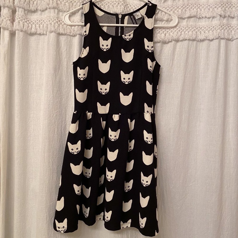 H&M Black & White Kitty Dress Fit & Flare, XS